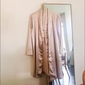 Champagne Duster